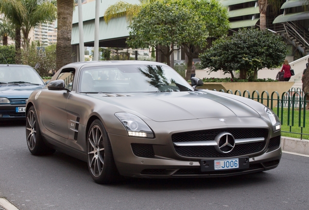 Mercedes-Benz SLS AMG