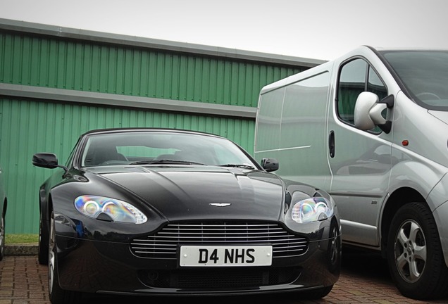 Aston Martin V8 Vantage Roadster