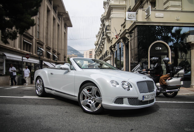 Bentley Continental GTC 2012