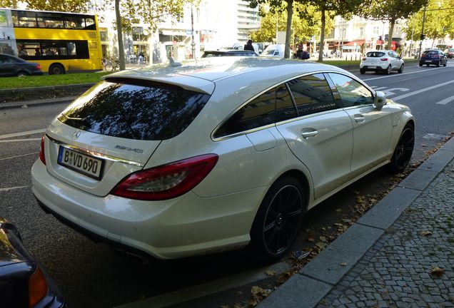 Mercedes-Benz CLS 63 AMG X218 Shooting Brake