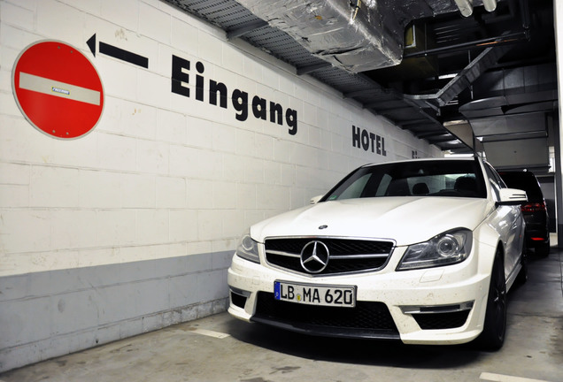 Mercedes-Benz C 63 AMG W204 2012