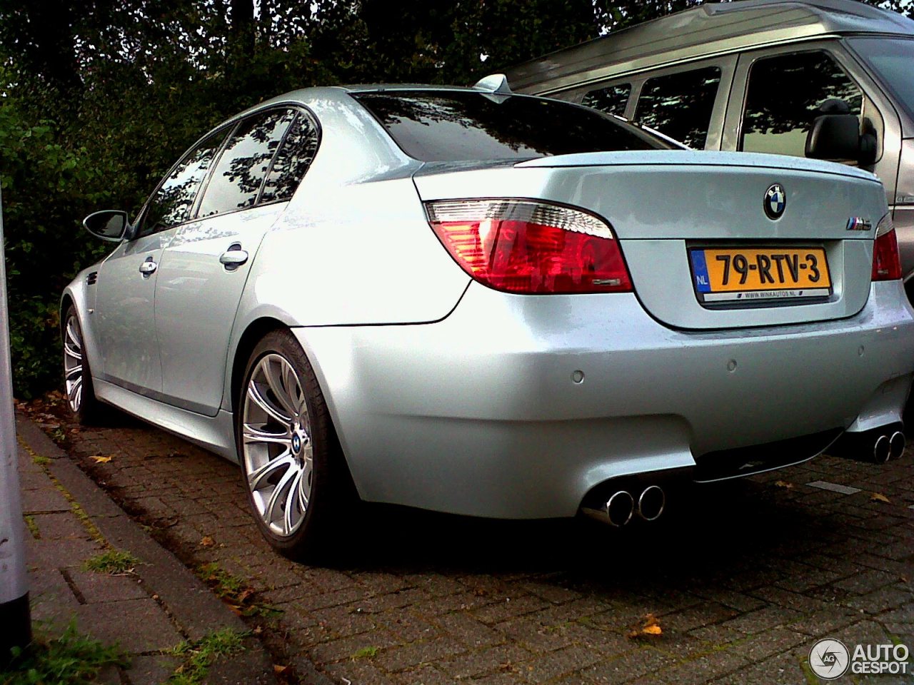 BMW M5 E60 2005