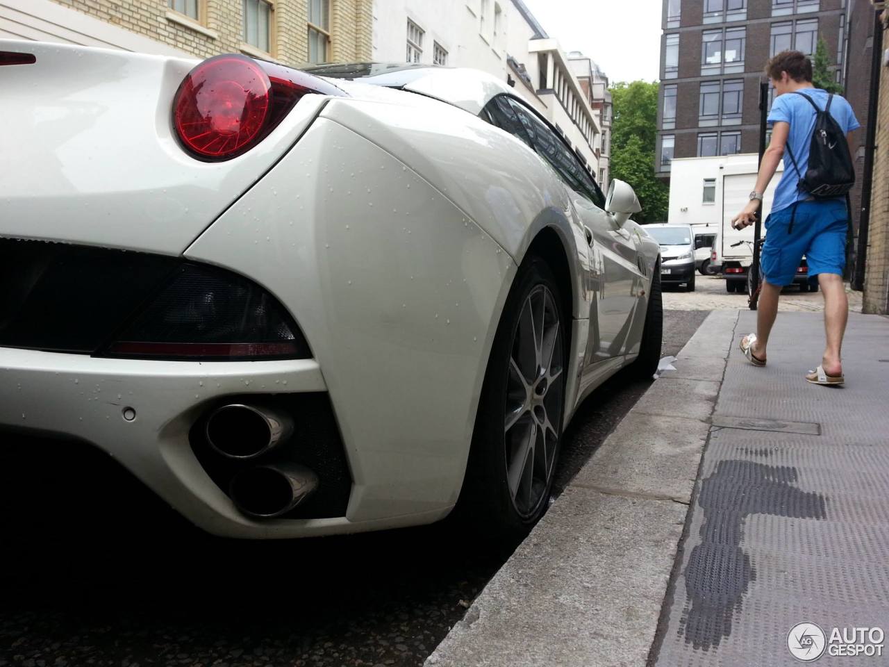 Ferrari California