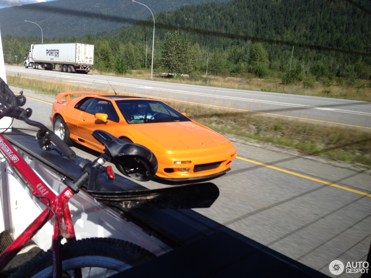 Lotus Esprit V8