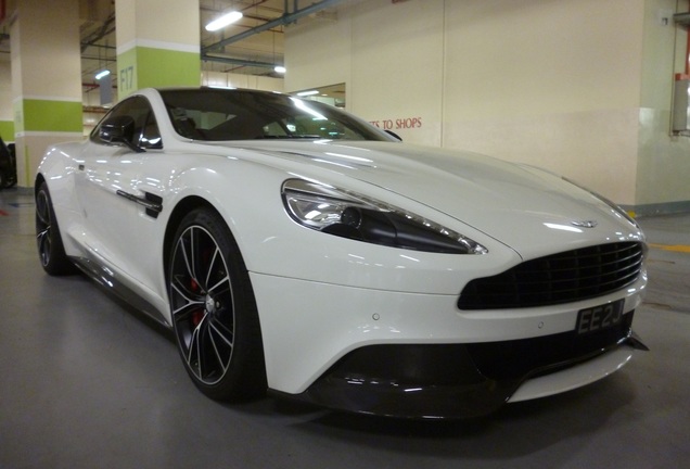 Aston Martin Vanquish 2013