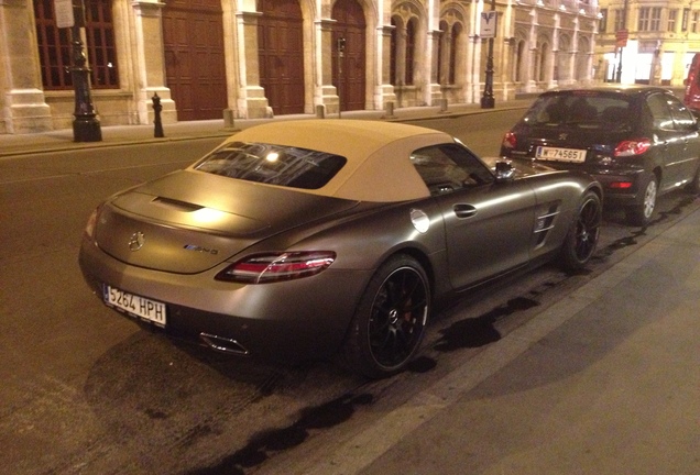 Mercedes-Benz SLS AMG Roadster