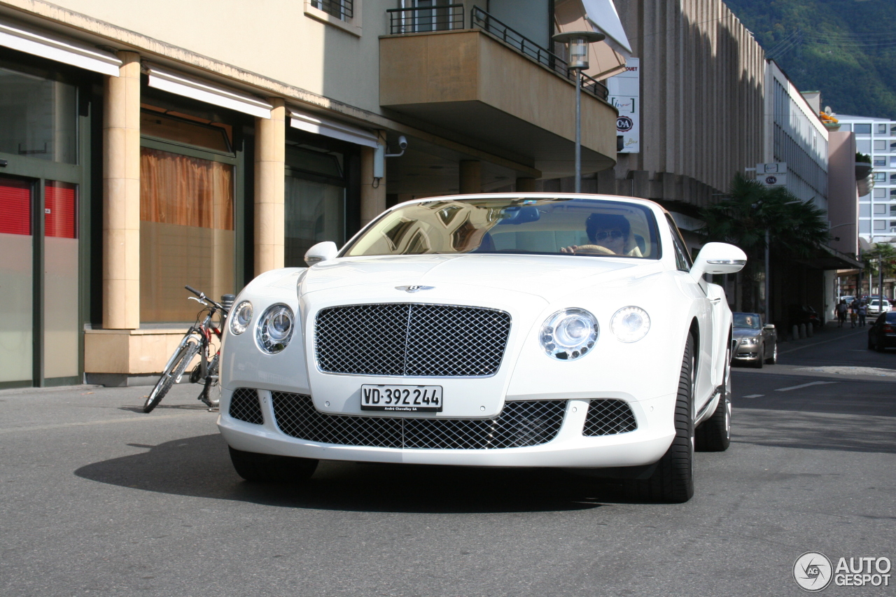 Bentley Continental GTC 2012