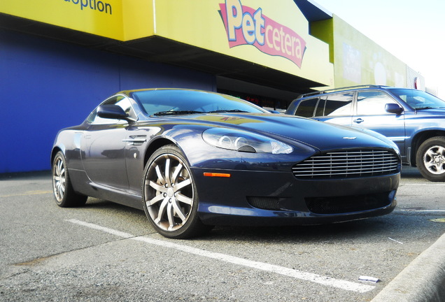 Aston Martin DB9