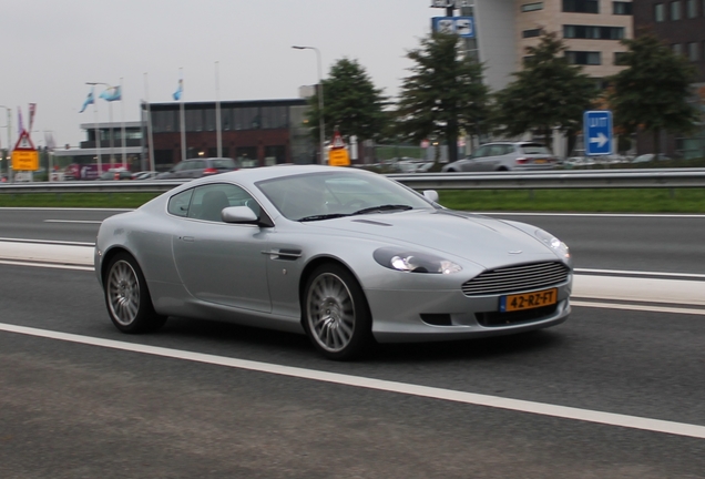 Aston Martin DB9