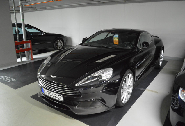 Aston Martin Vanquish 2013