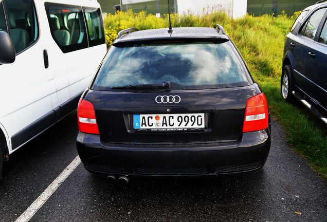 Audi RS4 Avant B5