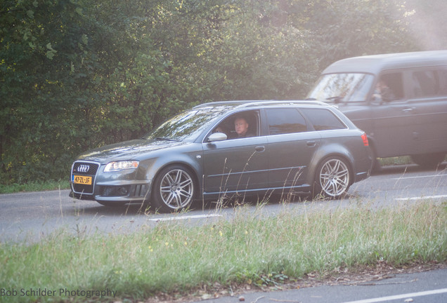 Audi RS4 Avant B7