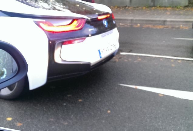 BMW i8