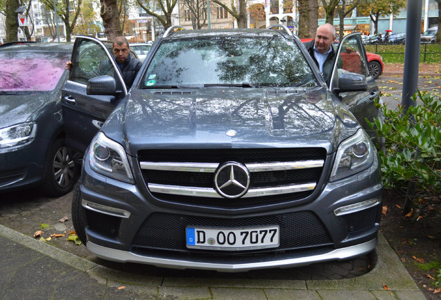 Mercedes-Benz GL 63 AMG X166