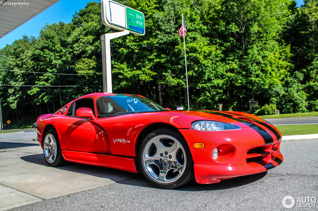 Dodge Viper GTS