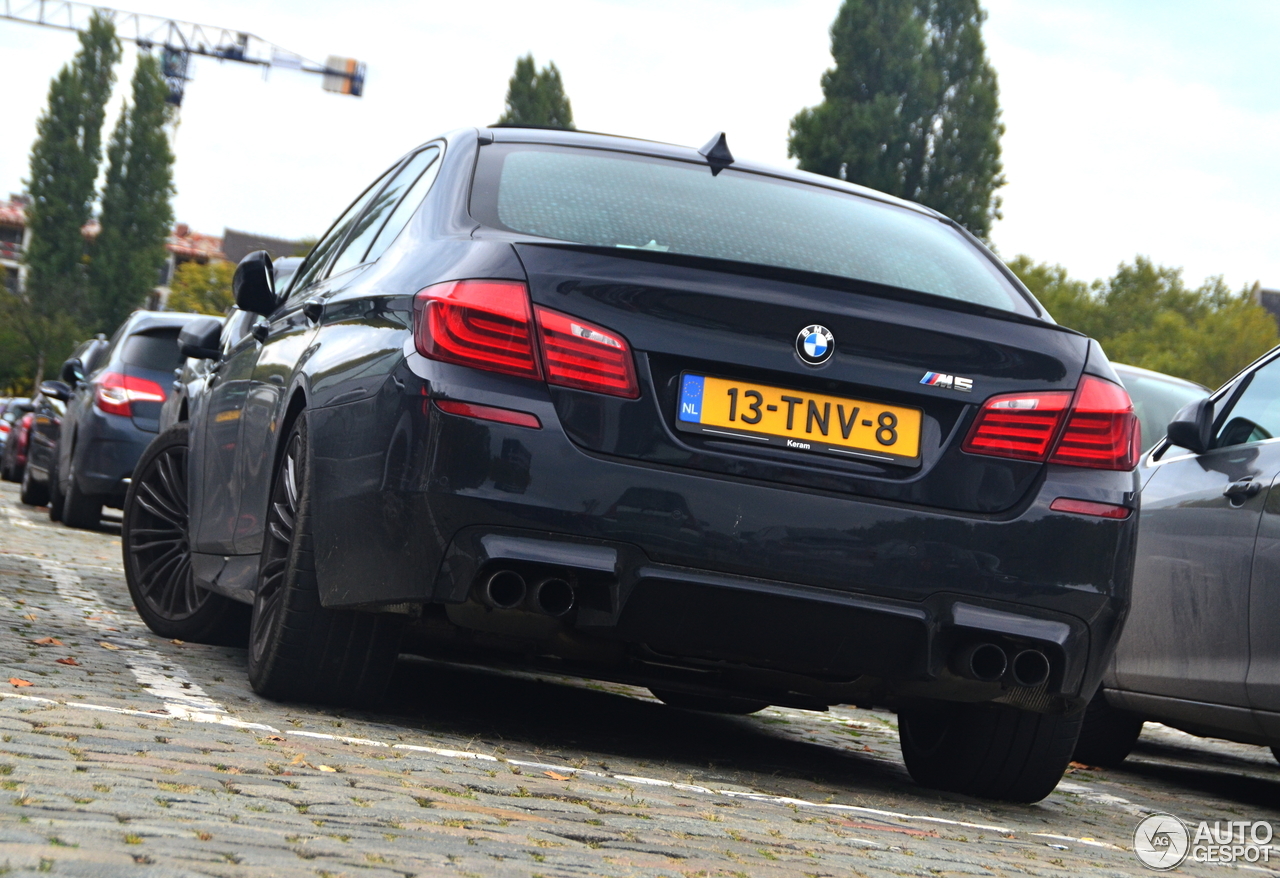 BMW M5 F10 2011