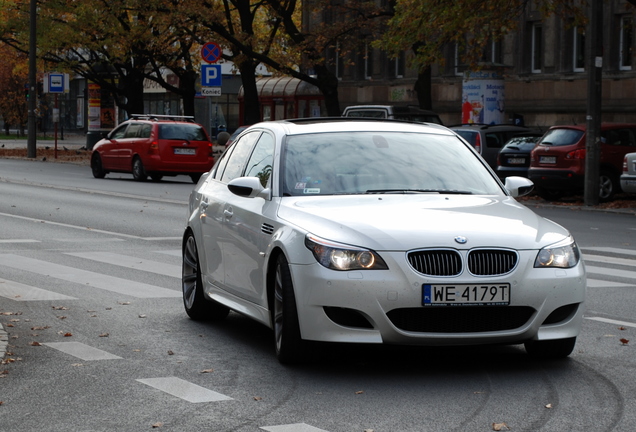 BMW M5 E60 2005