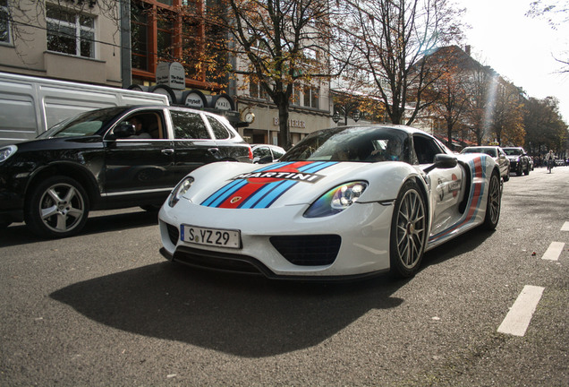 Porsche 918 Spyder Weissach Package