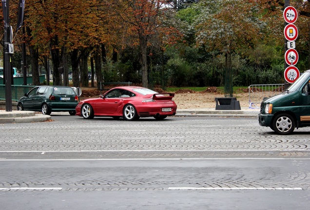 Porsche 996 GT2