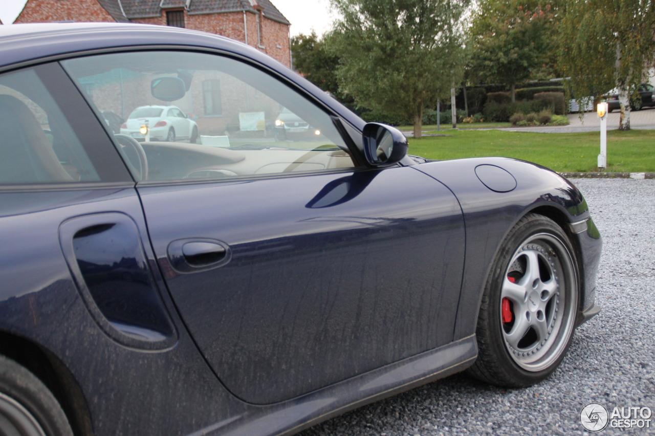 Porsche 996 Turbo