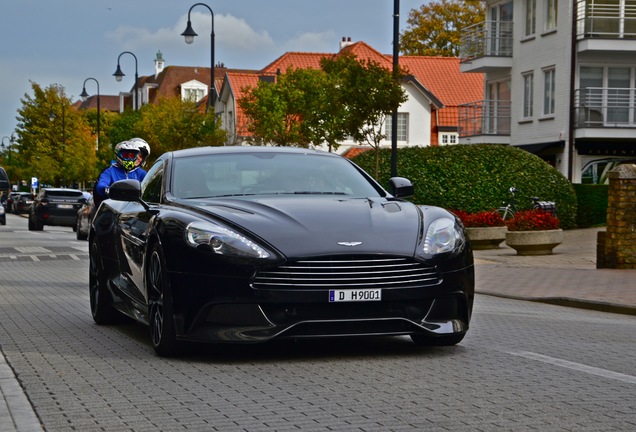 Aston Martin Vanquish 2013