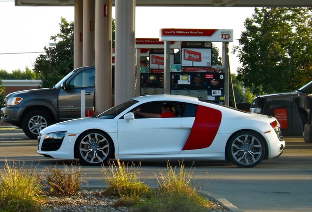 Audi R8 V10