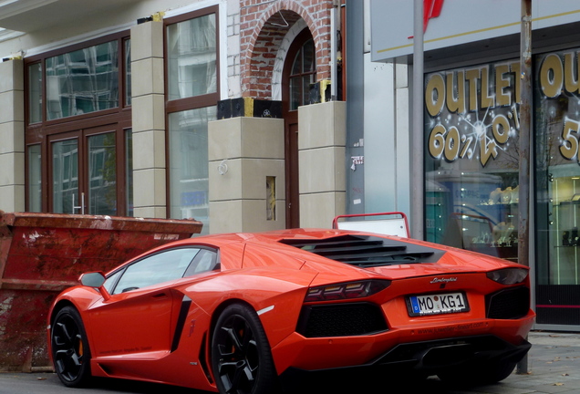 Lamborghini Aventador LP700-4