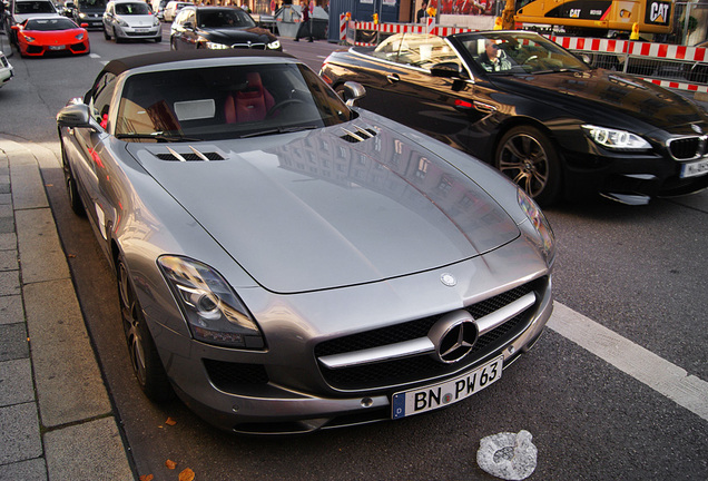 Mercedes-Benz SLS AMG Roadster