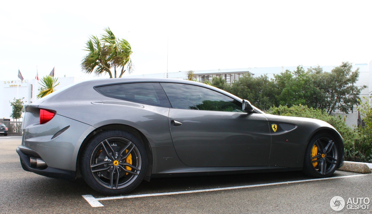 Ferrari FF