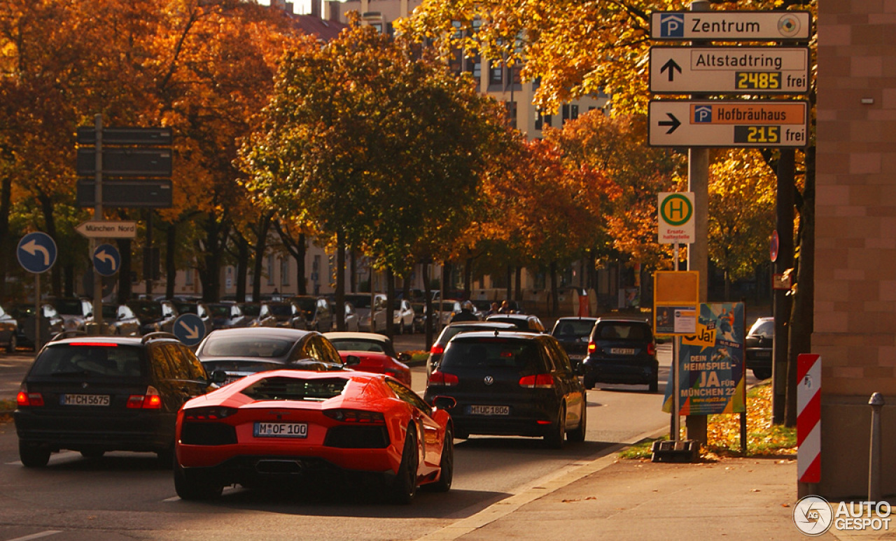 Lamborghini Aventador LP700-4