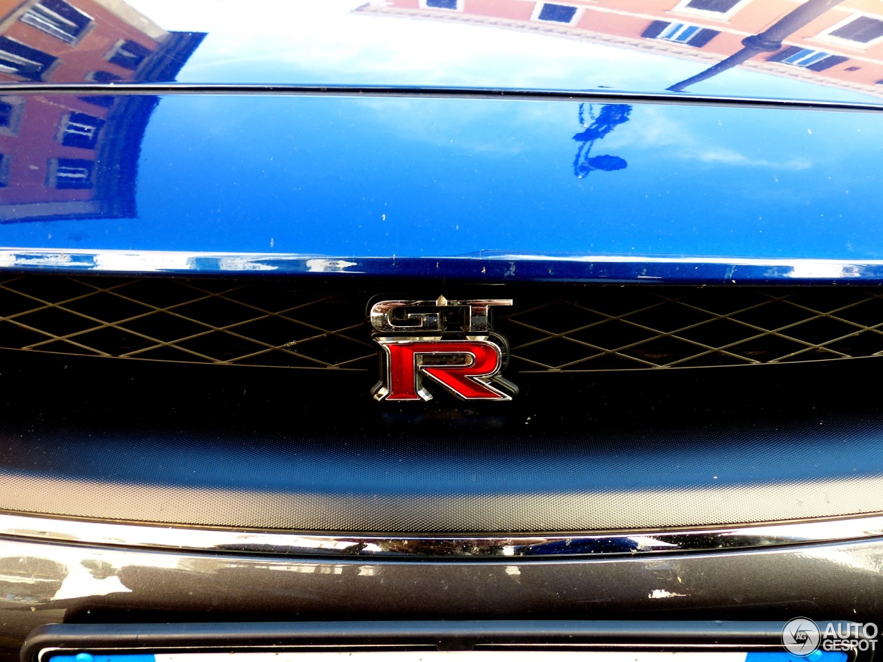 Nissan GT-R 2012