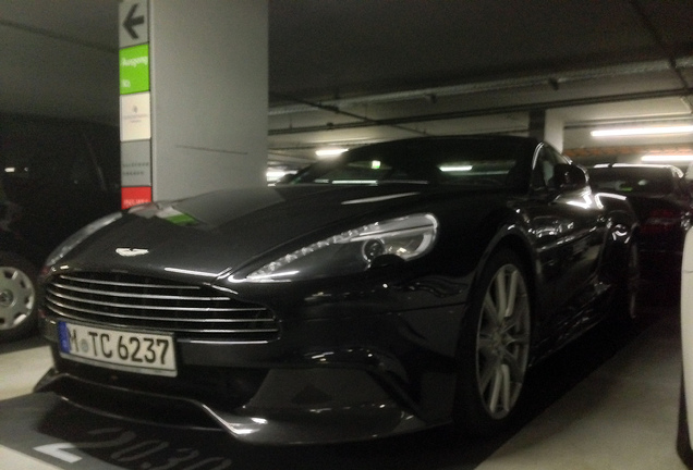 Aston Martin Vanquish 2013