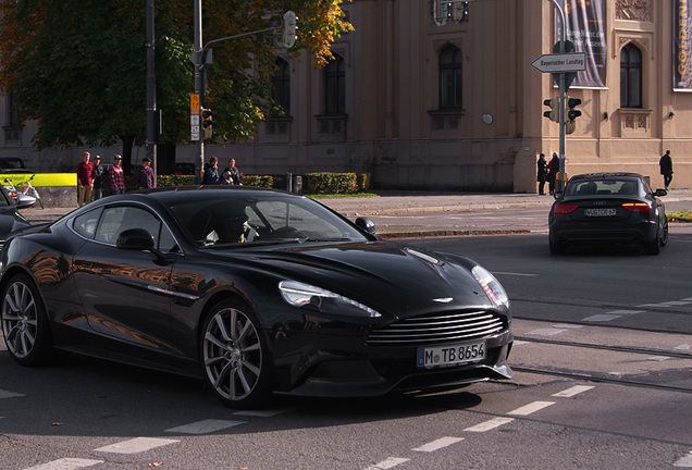 Aston Martin Vanquish 2013