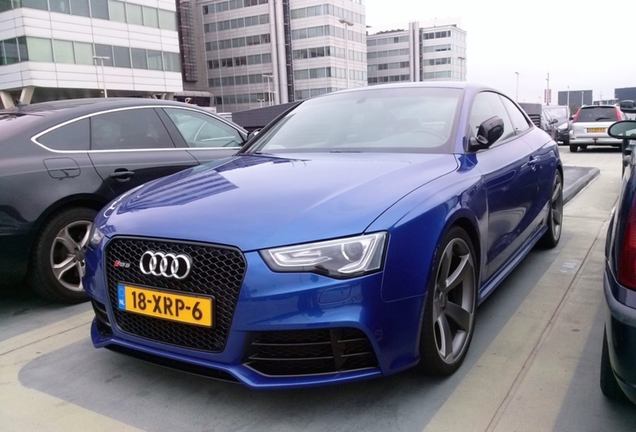 Audi RS5 B8 2012