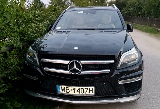 Mercedes-Benz GL 63 AMG X166