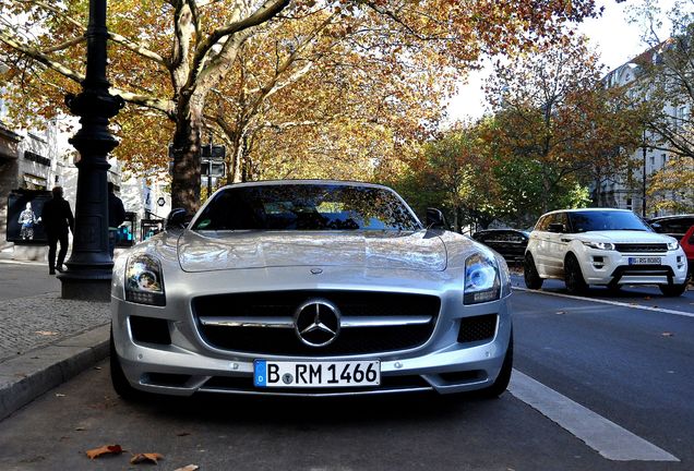 Mercedes-Benz SLS AMG Roadster