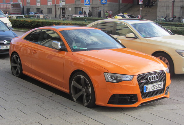 Audi RS5 B8 2012