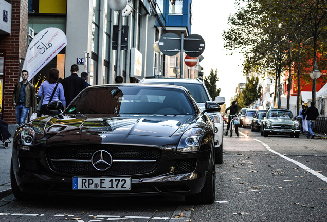 Mercedes-Benz SLS AMG GT Roadster