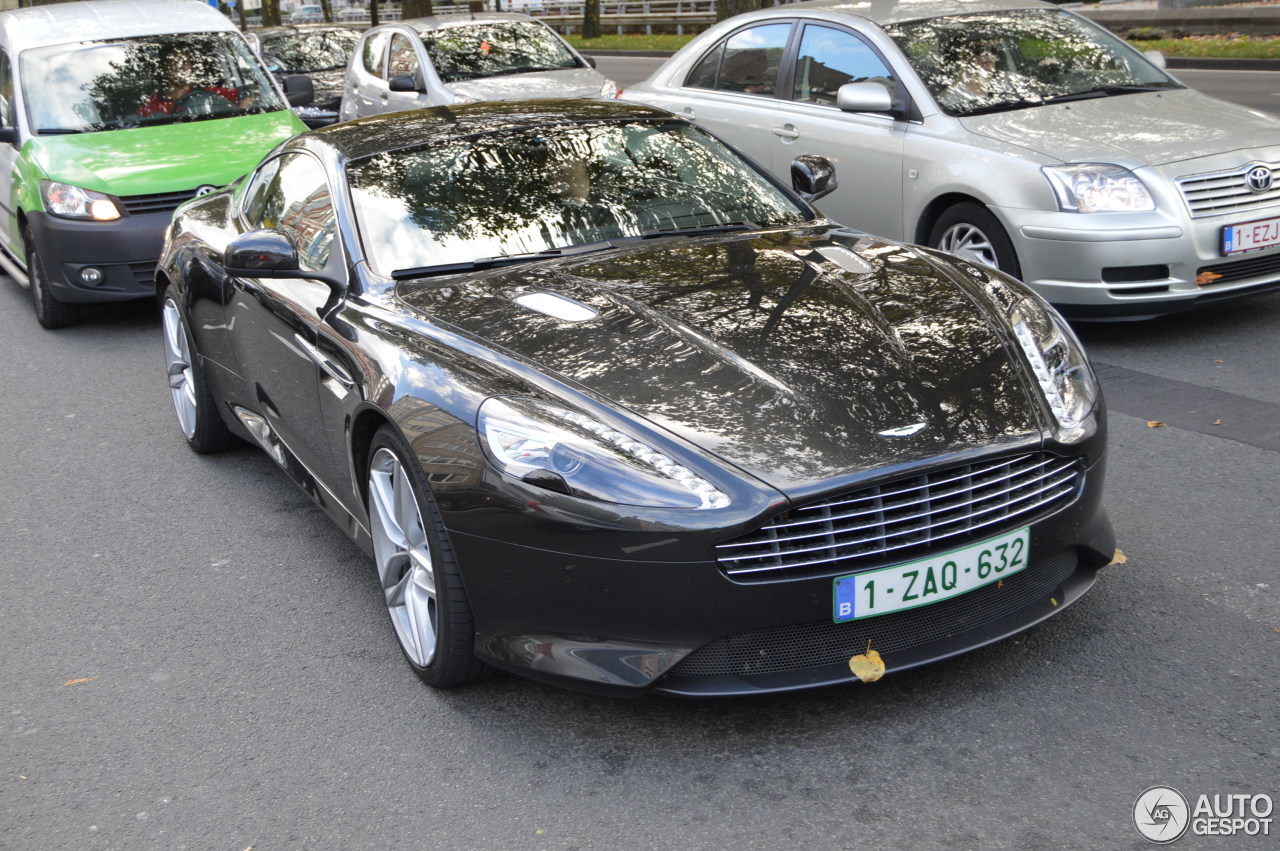 Aston Martin DB9 2013