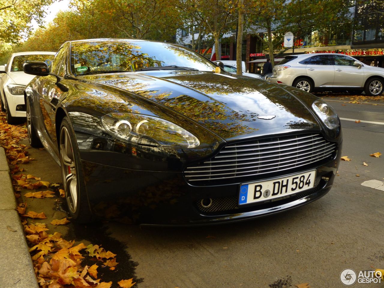 Aston Martin V8 Vantage N400