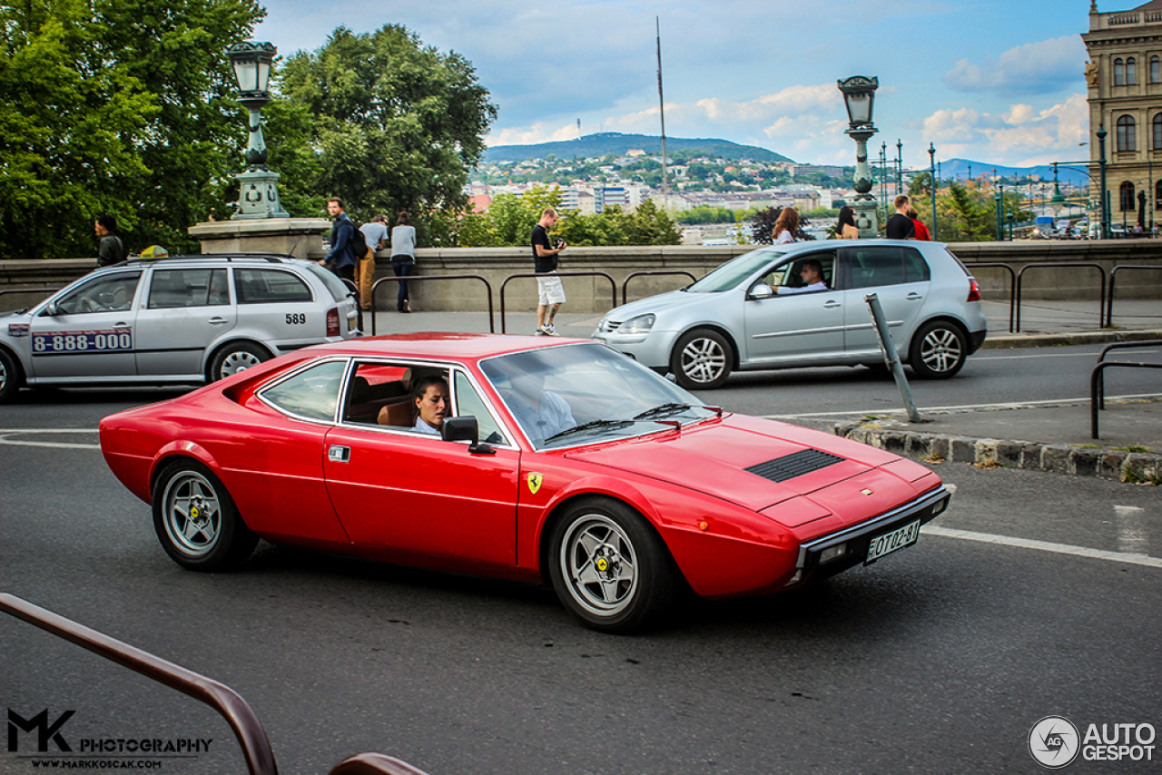 Ferrari Dino 308 GT4