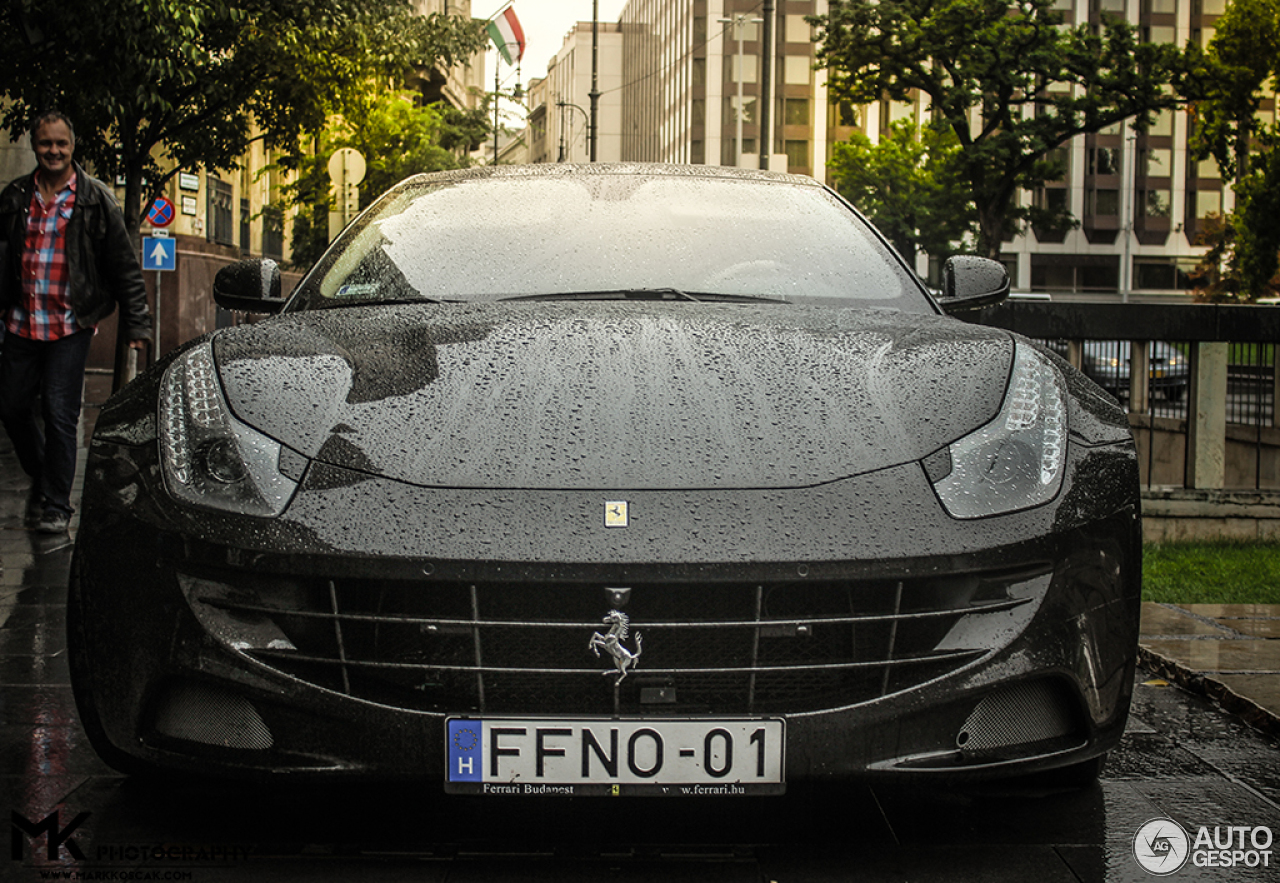 Ferrari FF