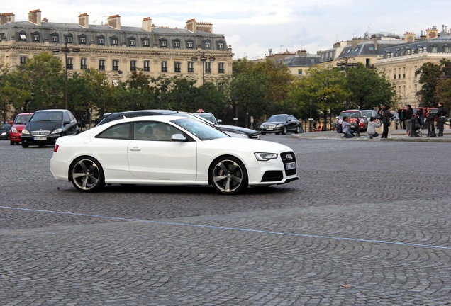 Audi RS5 B8 2012