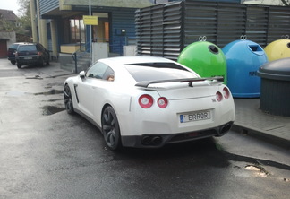 Nissan GT-R