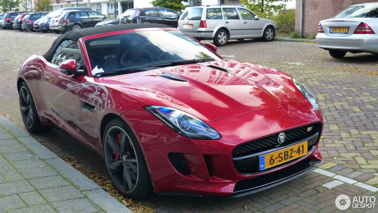 Jaguar F-TYPE S Convertible