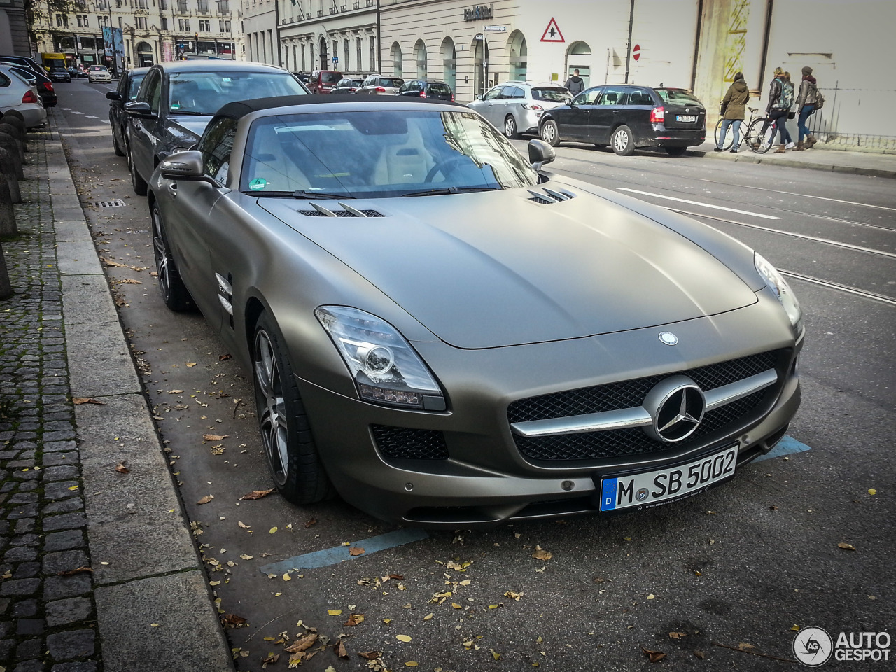 Mercedes-Benz SLS AMG Roadster