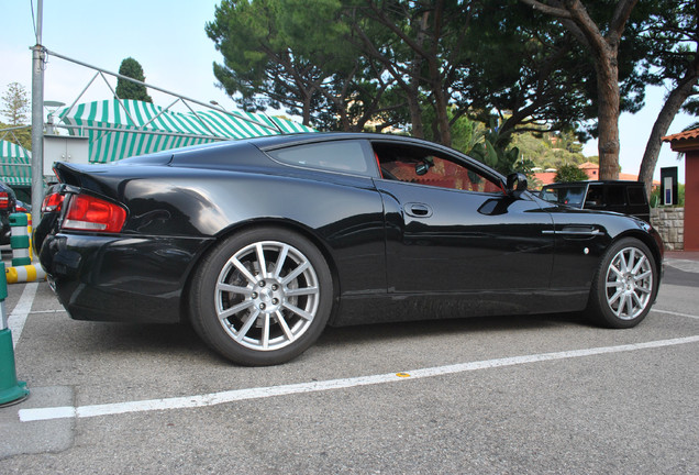 Aston Martin Vanquish S