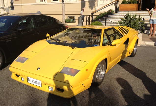 Lamborghini Countach 25th Anniversary