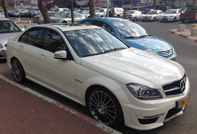 Mercedes-Benz C 63 AMG W204 2012