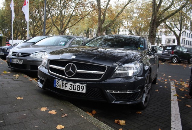 Mercedes-Benz CLS 63 AMG X218 Shooting Brake